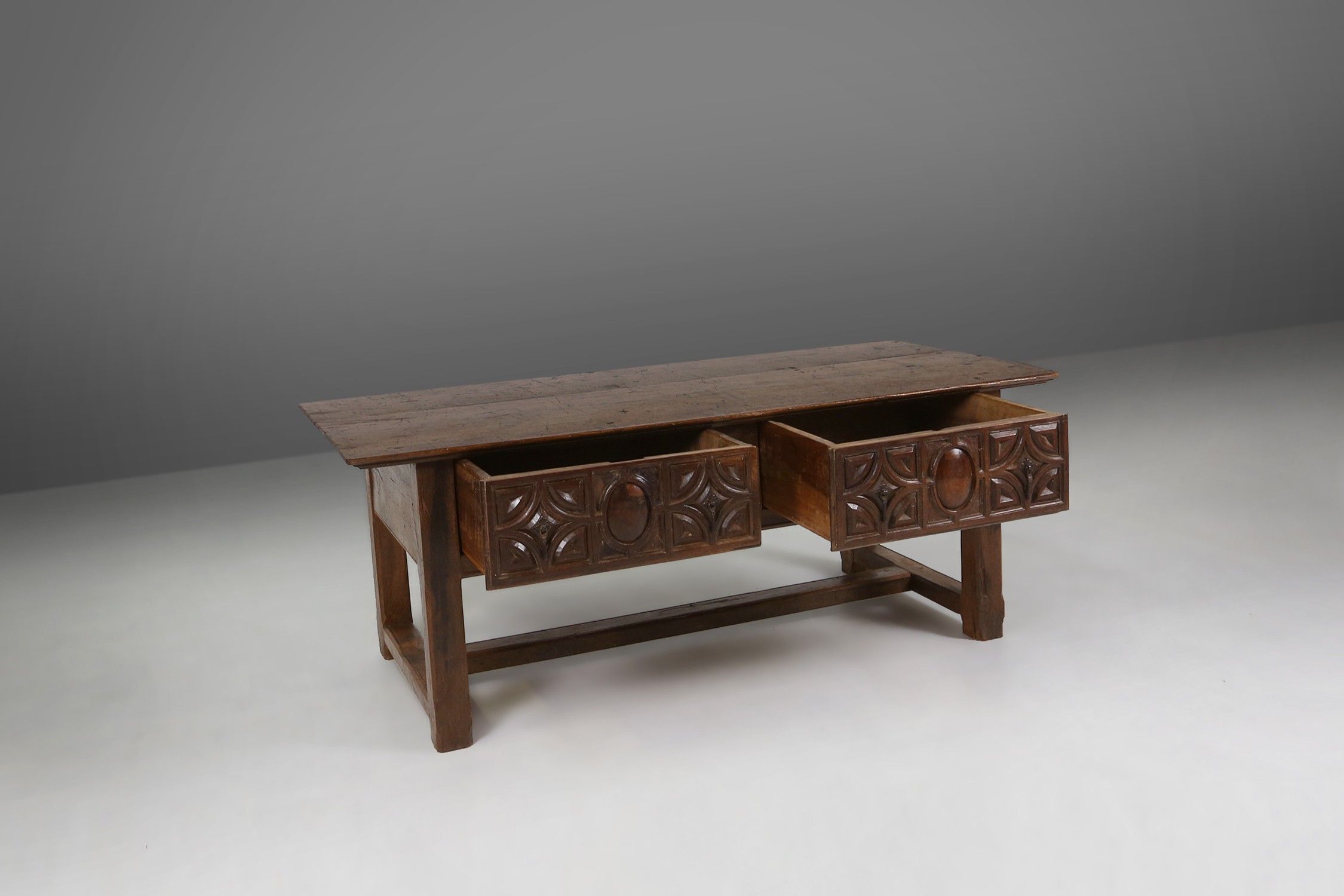 Antique Spanish Console Table in carved Oak, 18th Centurythumbnail